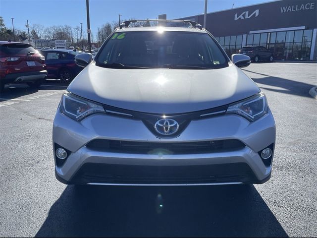 2016 Toyota RAV4 Hybrid XLE