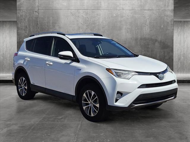 2016 Toyota RAV4 Hybrid XLE