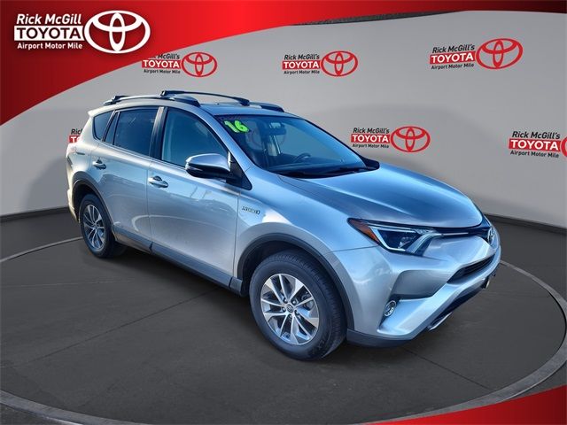 2016 Toyota RAV4 Hybrid XLE