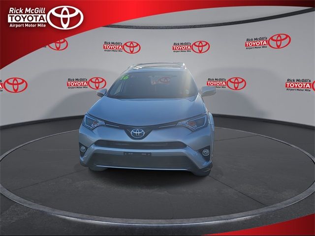 2016 Toyota RAV4 Hybrid XLE