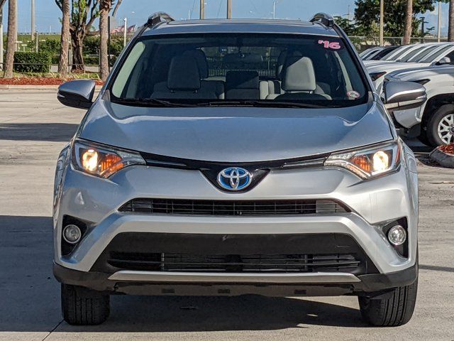 2016 Toyota RAV4 Hybrid XLE