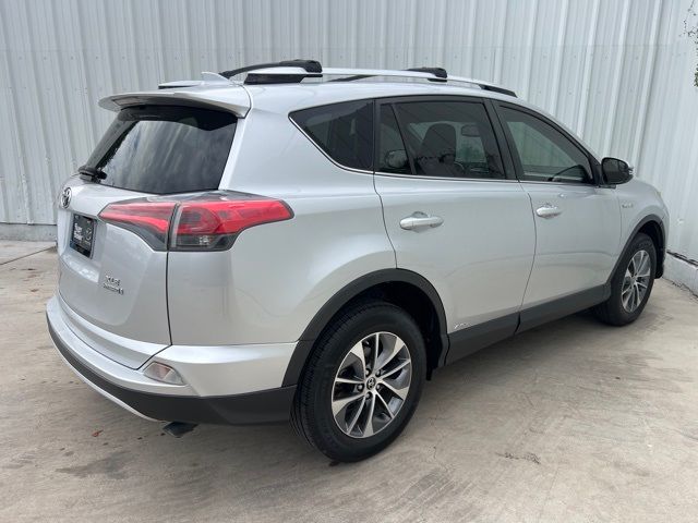 2016 Toyota RAV4 Hybrid XLE