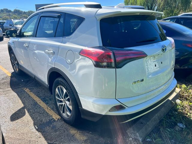 2016 Toyota RAV4 Hybrid XLE