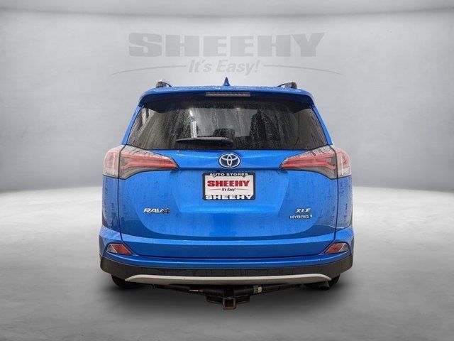 2016 Toyota RAV4 Hybrid XLE