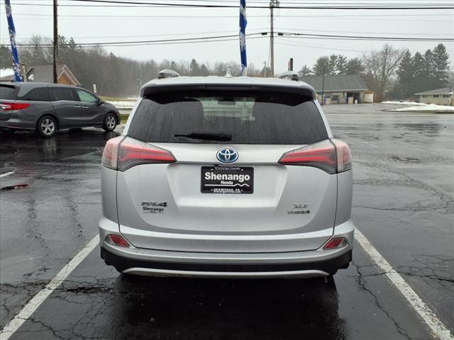 2016 Toyota RAV4 Hybrid XLE