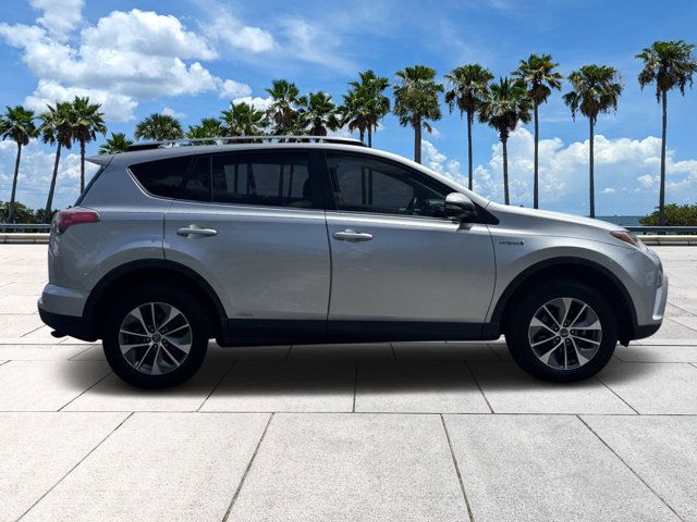 2016 Toyota RAV4 Hybrid XLE