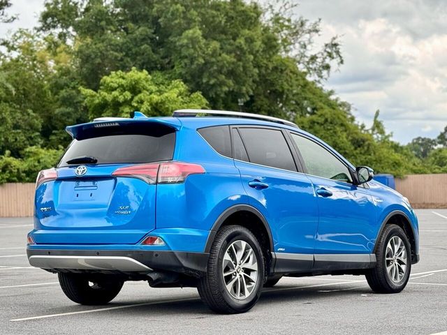 2016 Toyota RAV4 Hybrid XLE