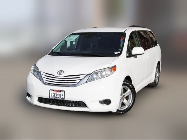 2016 Toyota Sienna 