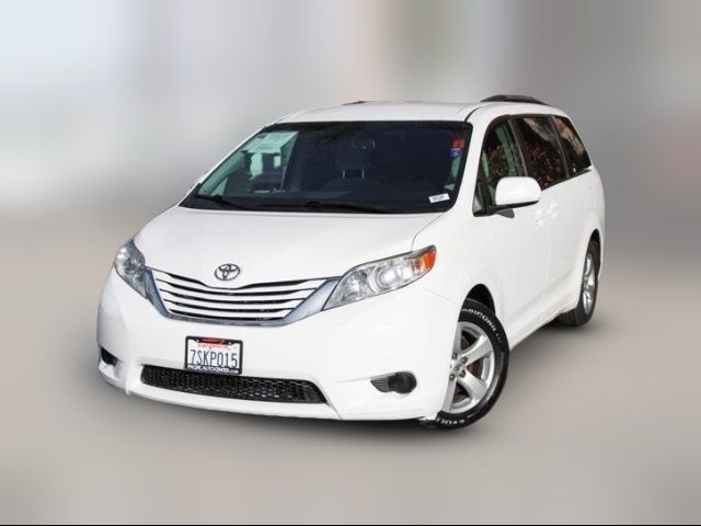 2016 Toyota Sienna 
