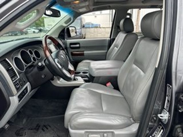 2016 Toyota Sequoia Platinum