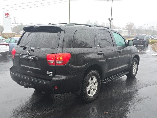 2016 Toyota Sequoia SR5