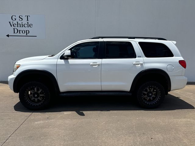 2016 Toyota Sequoia SR5