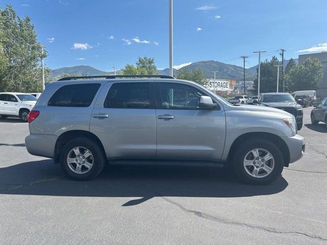 2016 Toyota Sequoia SR5