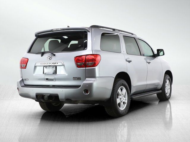 2016 Toyota Sequoia SR5