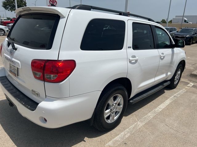 2016 Toyota Sequoia SR5