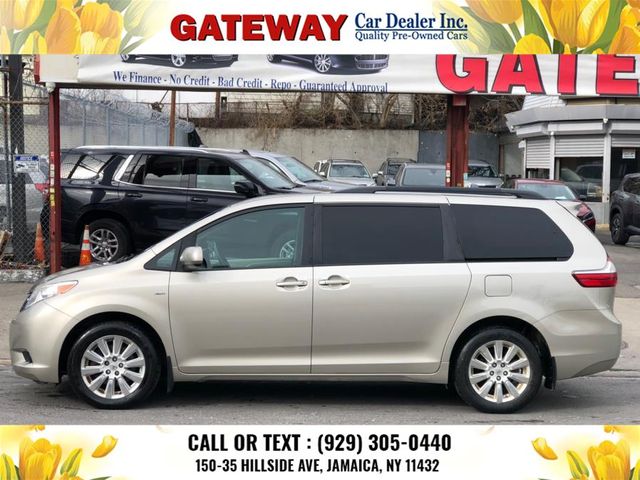 2016 Toyota Sienna LE