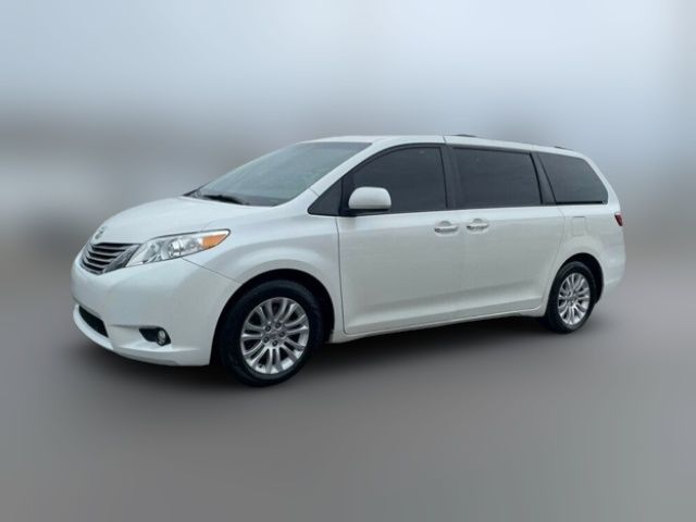 2016 Toyota Sienna XLE