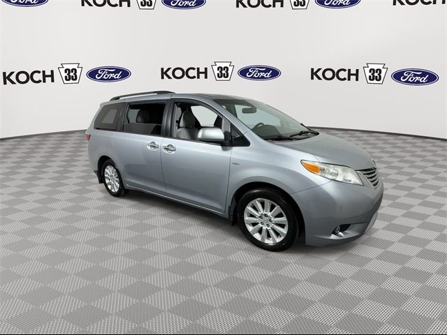 2016 Toyota Sienna 