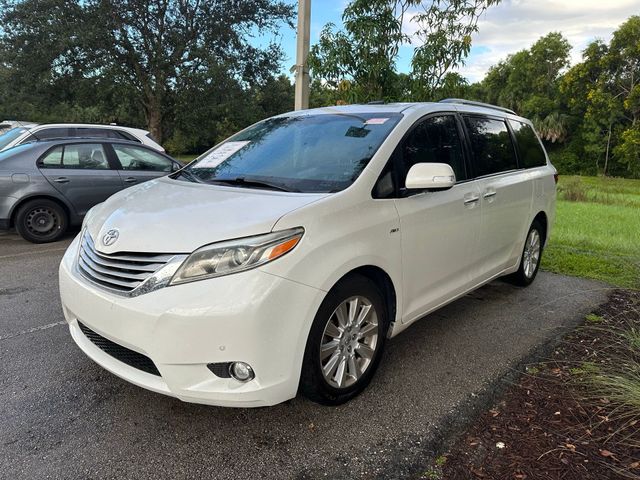 2016 Toyota Sienna 