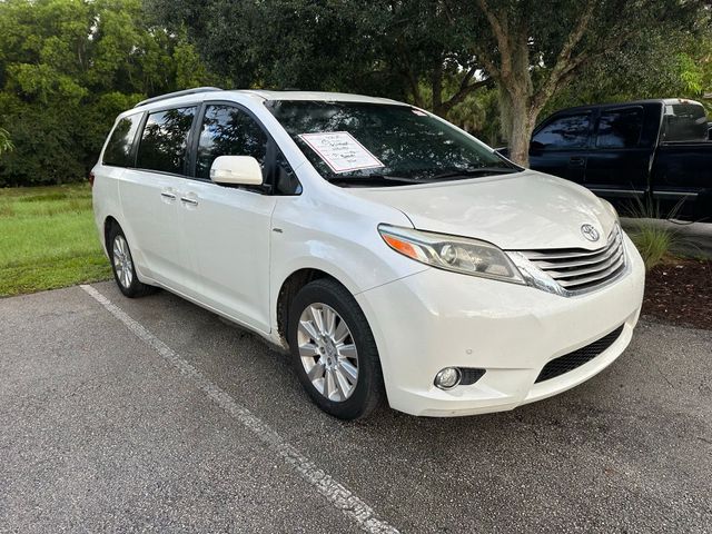 2016 Toyota Sienna 