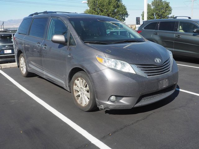 2016 Toyota Sienna 