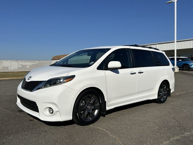 2016 Toyota Sienna 