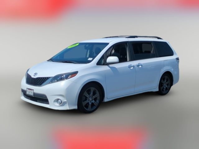 2016 Toyota Sienna 