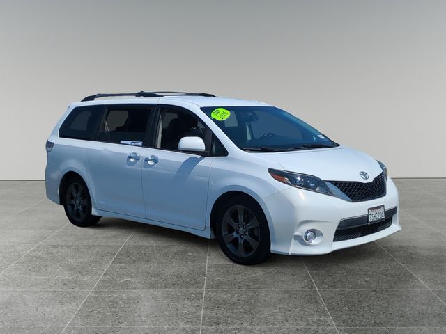 2016 Toyota Sienna 