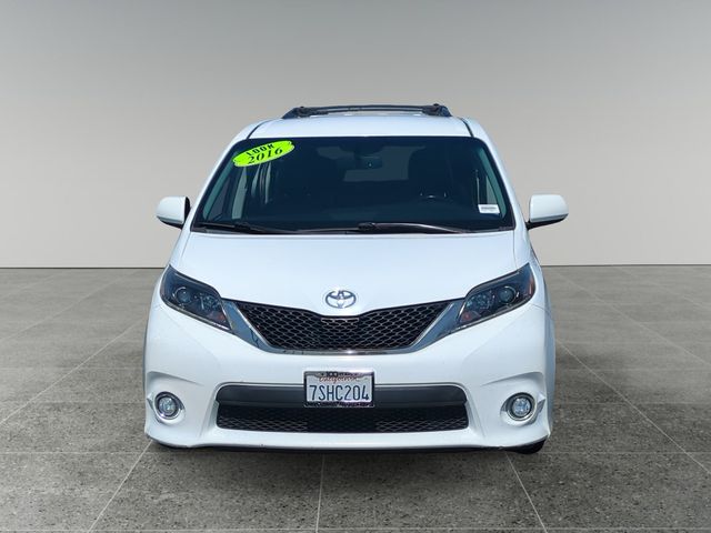 2016 Toyota Sienna 