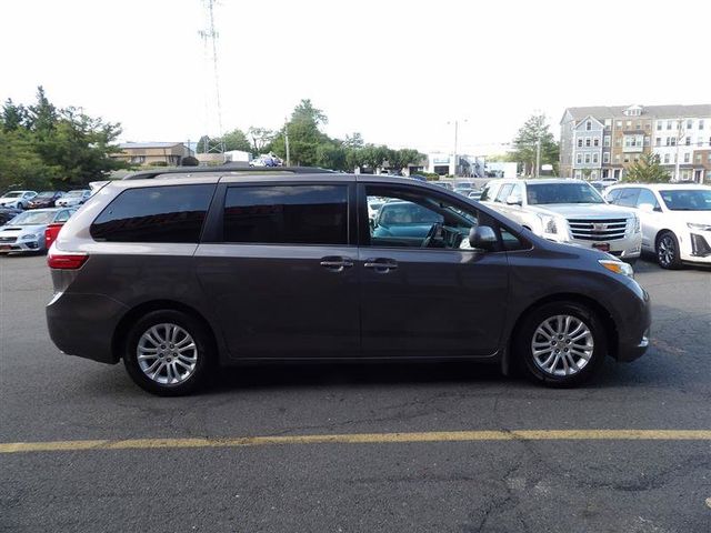 2016 Toyota Sienna