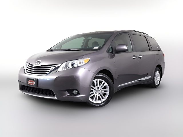 2016 Toyota Sienna 