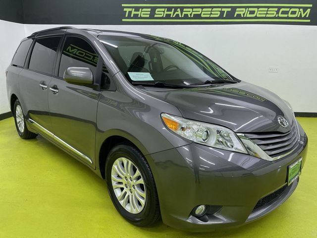 2016 Toyota Sienna 