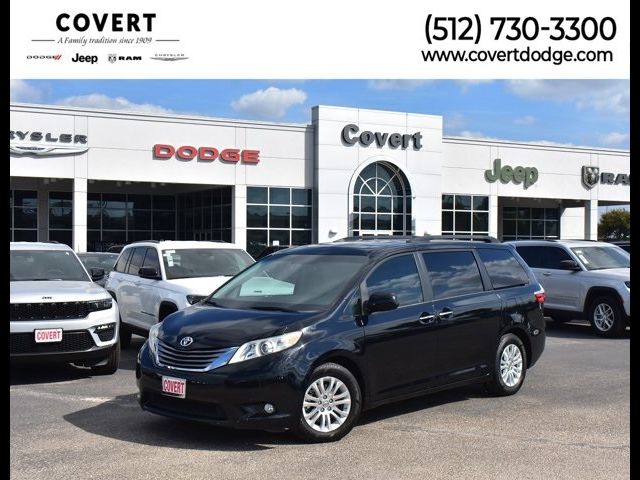 2016 Toyota Sienna 