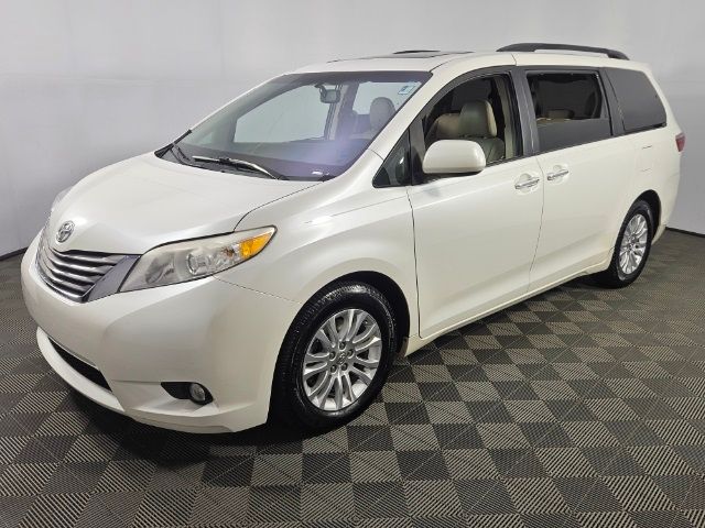 2016 Toyota Sienna 