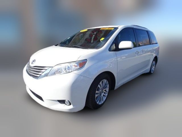 2016 Toyota Sienna 