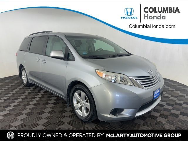 2016 Toyota Sienna 