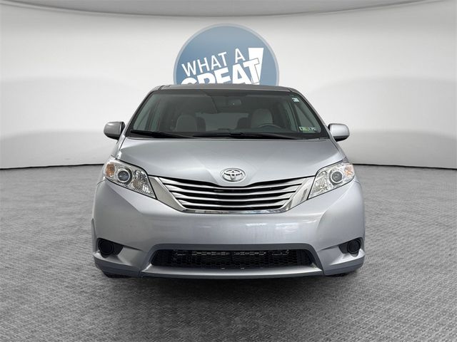 2016 Toyota Sienna 