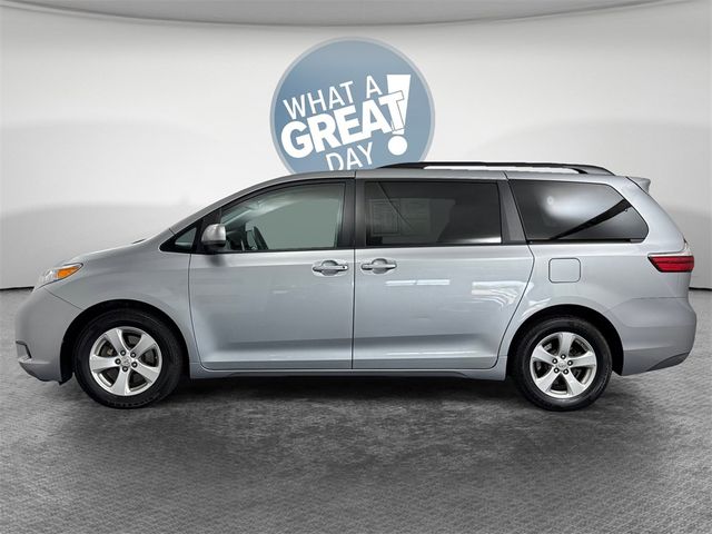2016 Toyota Sienna 