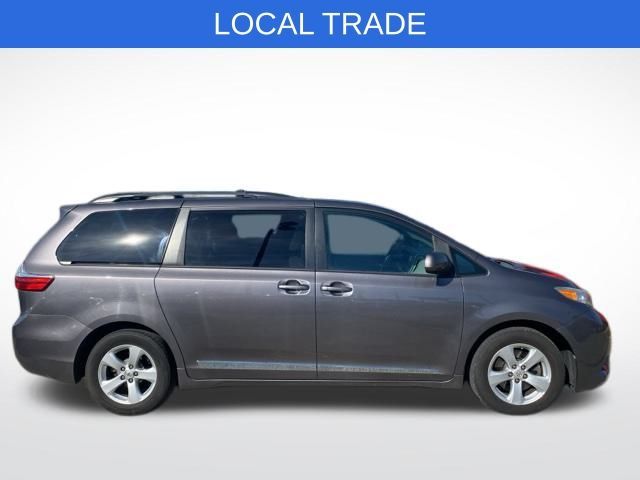 2016 Toyota Sienna