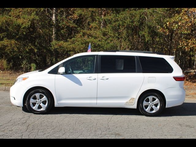 2016 Toyota Sienna 