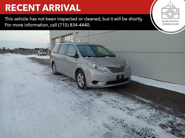 2016 Toyota Sienna LE