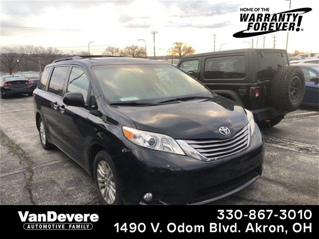 2016 Toyota Sienna 