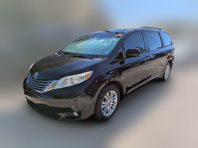 2016 Toyota Sienna 