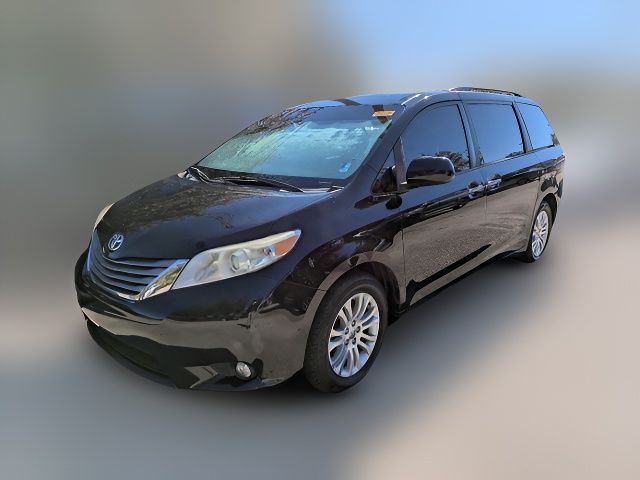 2016 Toyota Sienna 