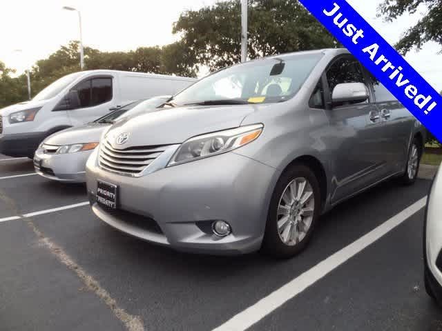 2016 Toyota Sienna Limited Premium