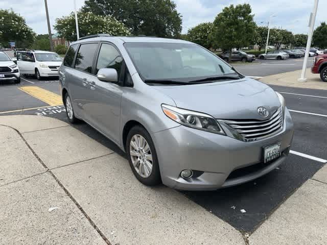 2016 Toyota Sienna Limited Premium