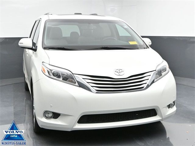 2016 Toyota Sienna 