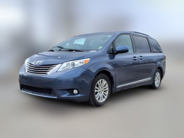 2016 Toyota Sienna 