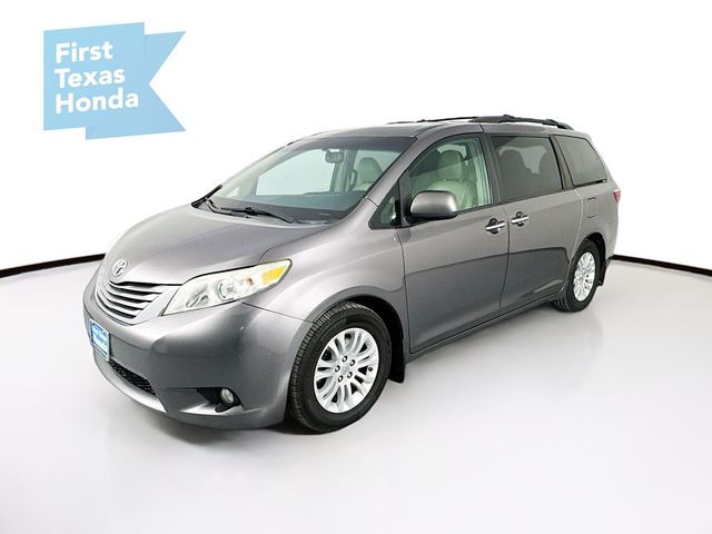 2016 Toyota Sienna 