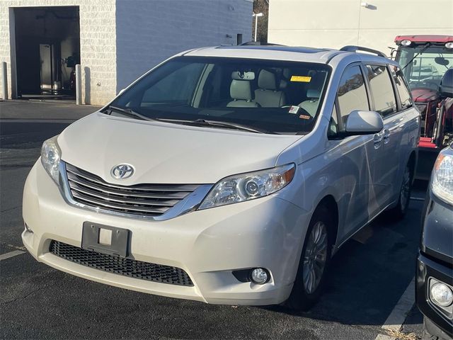 2016 Toyota Sienna 